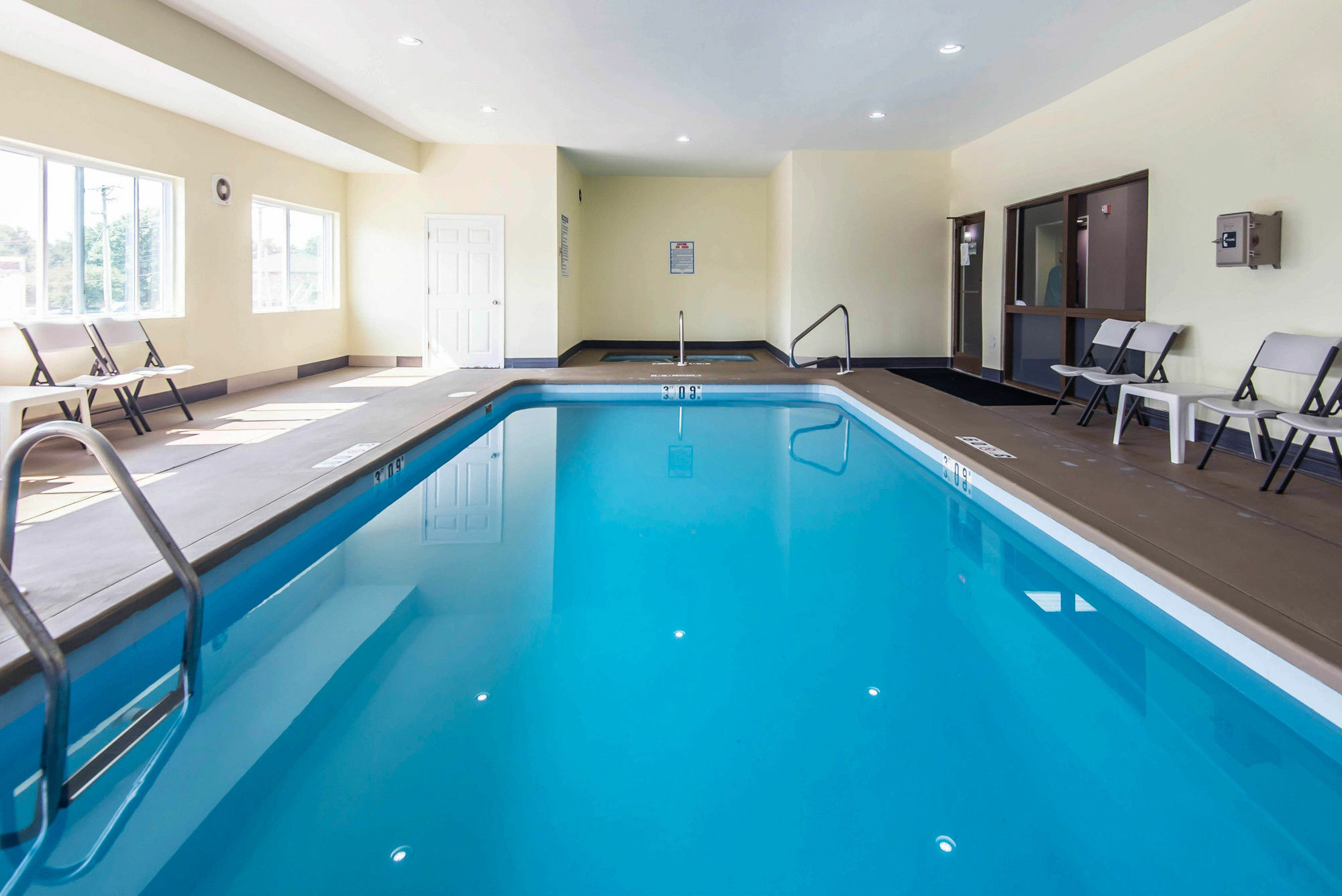 Surestay Plus Hotel By Best Western Blue Springs Zewnętrze zdjęcie